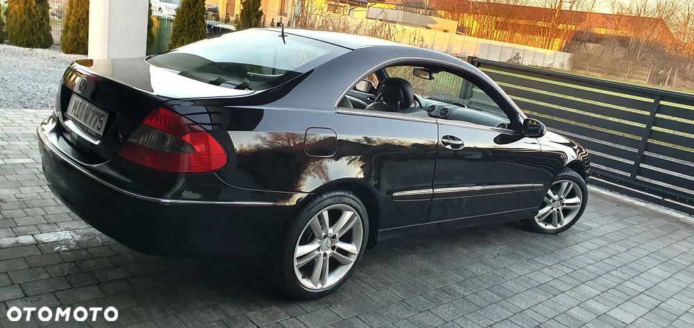 Mercedes-Benz CLK - 20