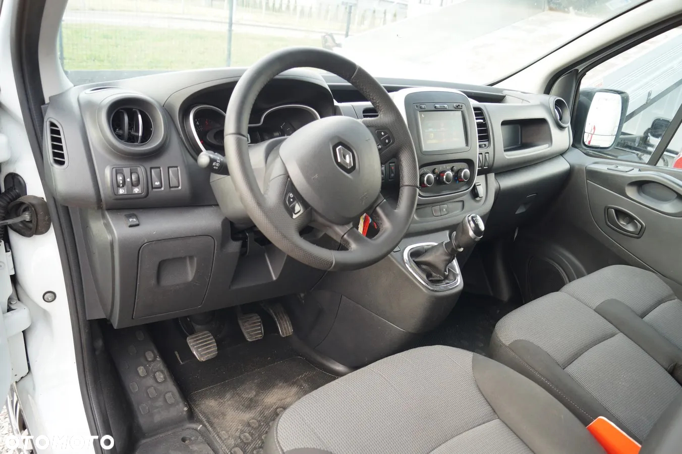 Renault Trafic - 15
