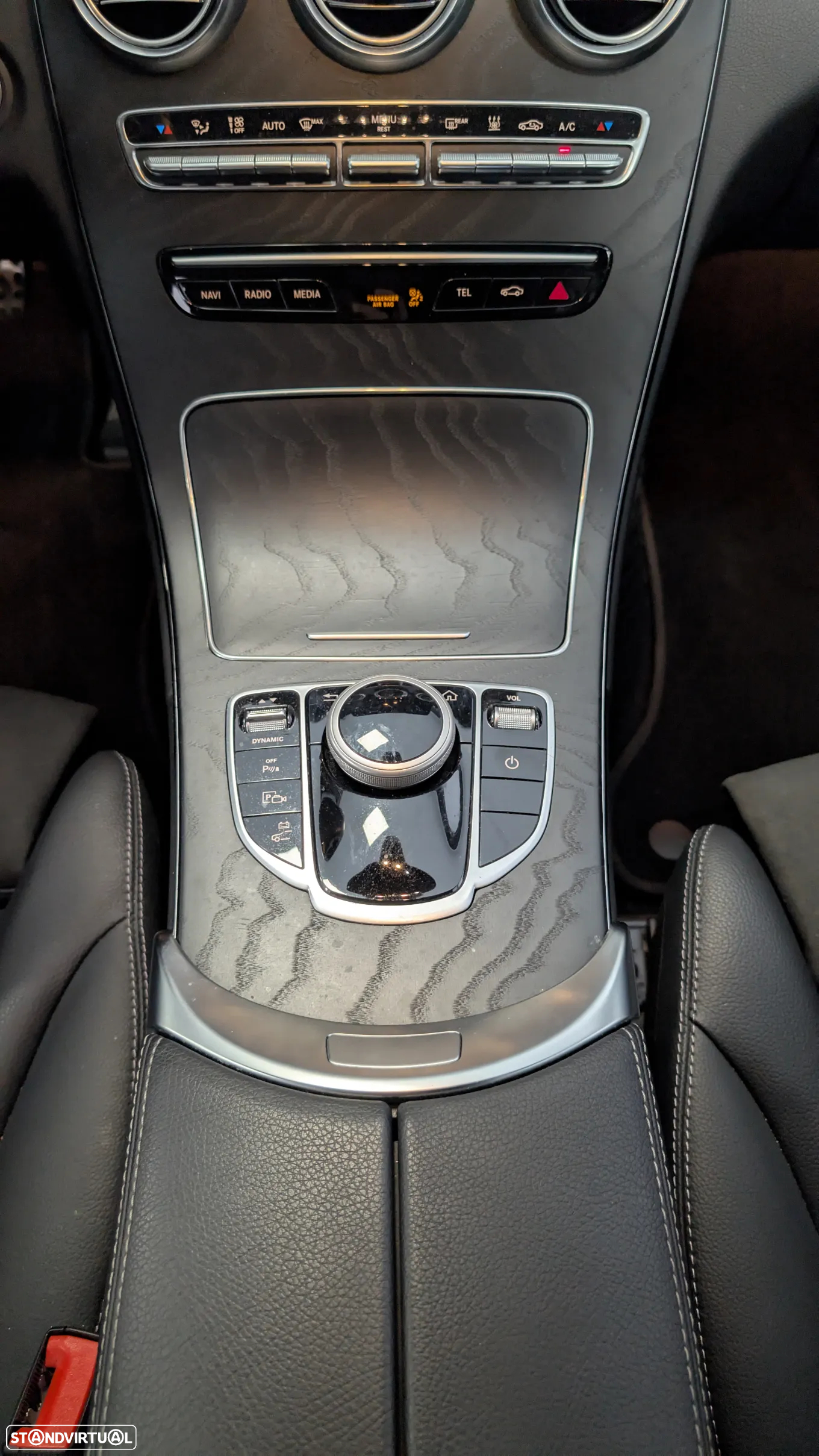 Mercedes-Benz C 300 de AMG Line - 19