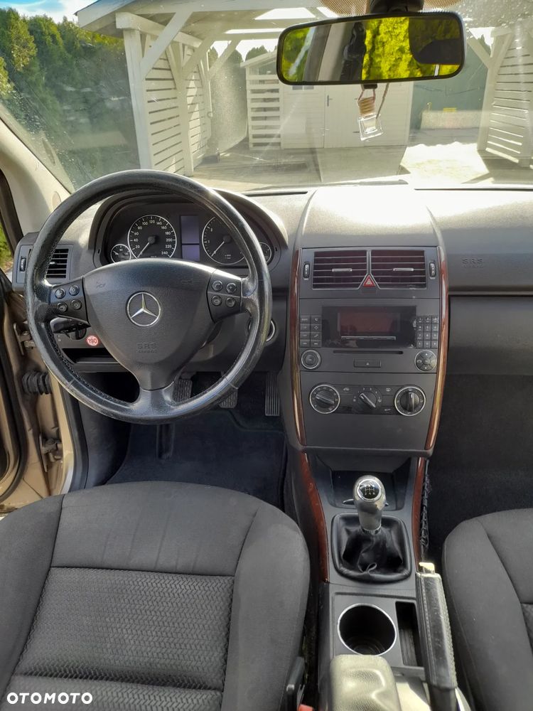 Mercedes-Benz Klasa A 170 Elegance - 9