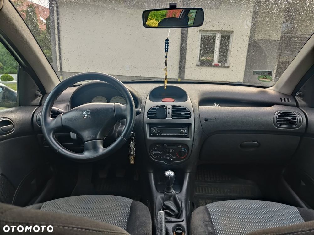 Peugeot 206 - 5