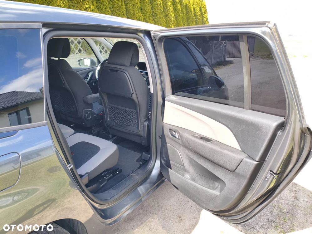 Citroën C4 Grand Picasso - 29