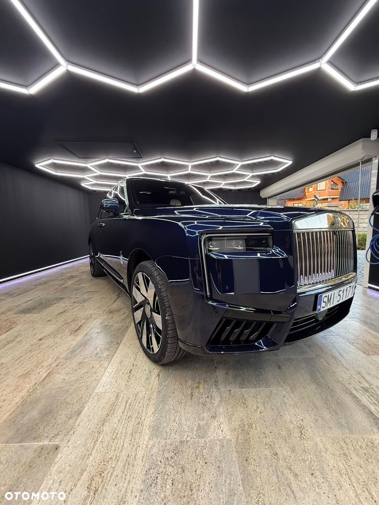 Rolls-Royce Cullinan - 25
