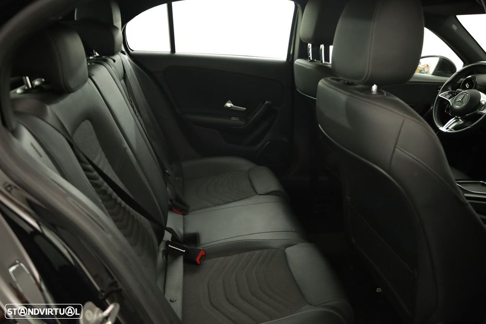 Mercedes-Benz A 250 e - 23