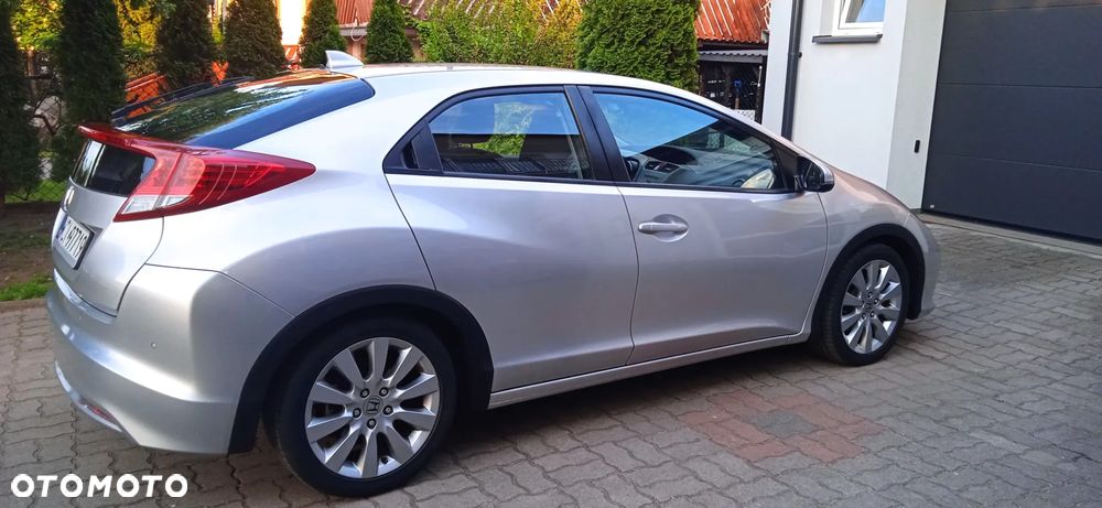 Honda Civic 1.4 i-VTEC Sport - 6