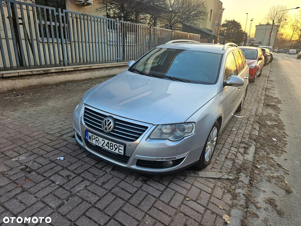 Volkswagen Passat 2.0 TDI DPF Highline DSG - 1