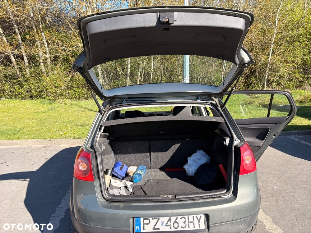 Volkswagen Golf 2.0 TDI Sportline - 9