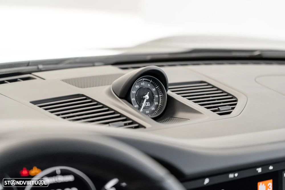 Porsche 911 (992) Carrera S PDK - 13