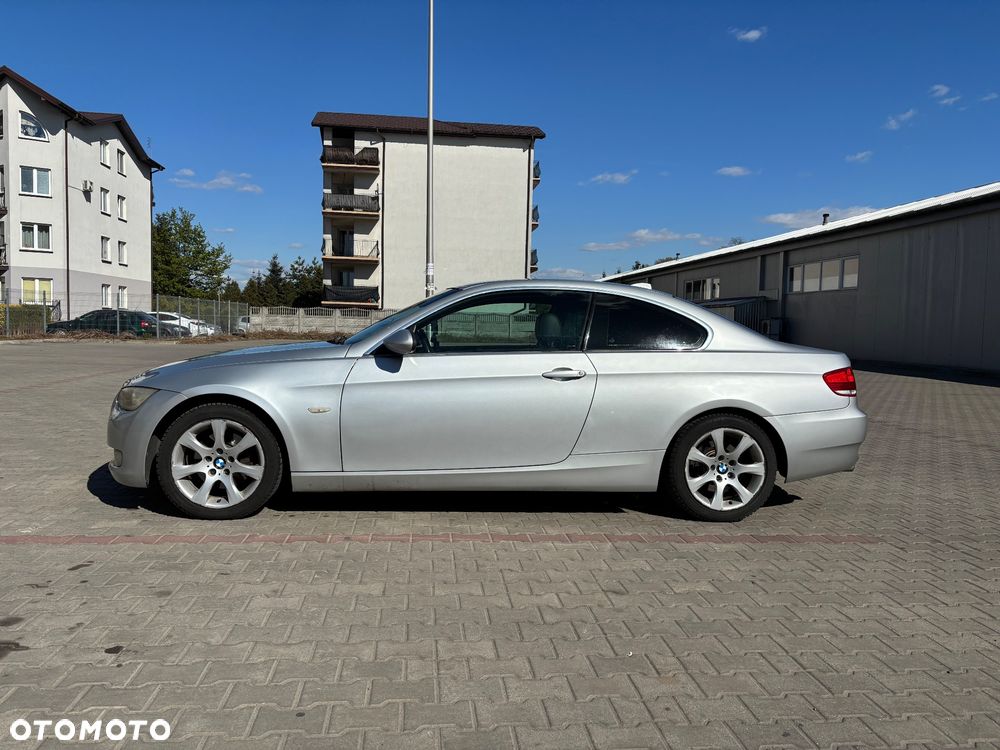 BMW Seria 3 320d DPF - 1
