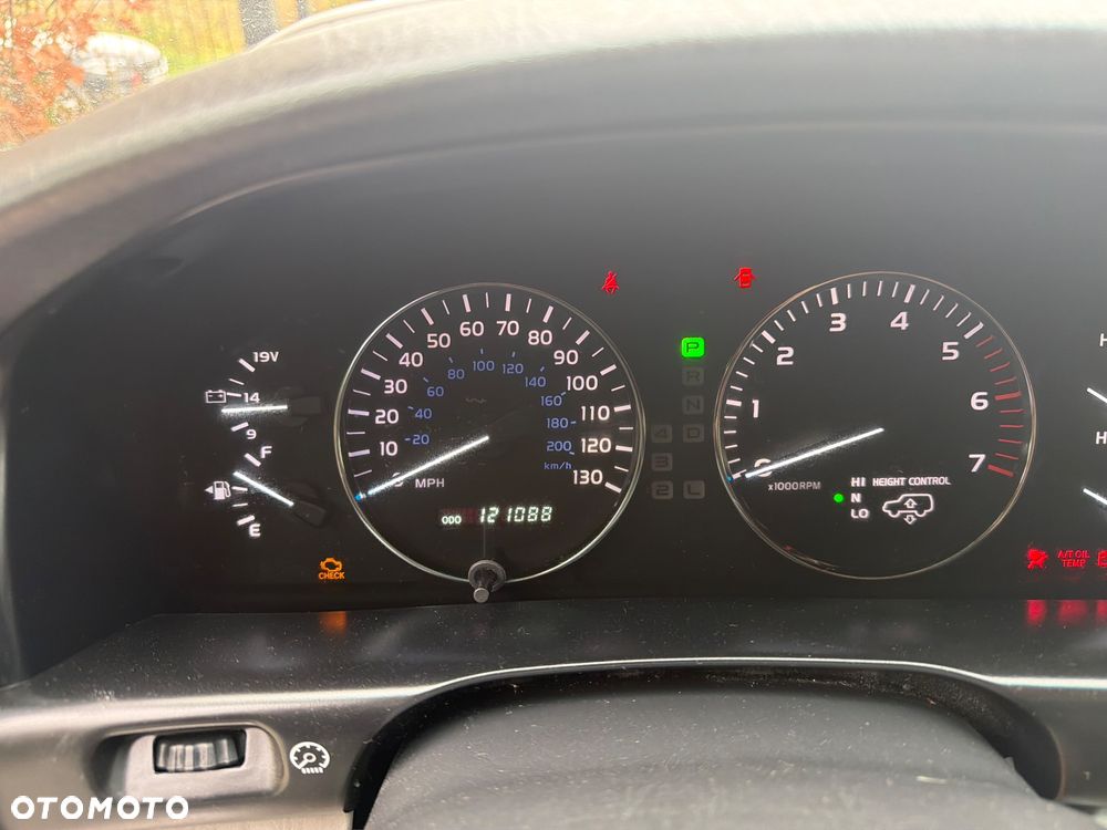 Lexus LX - 12