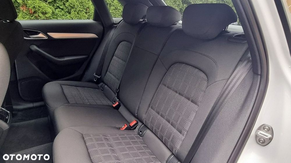 Audi Q3 - 23
