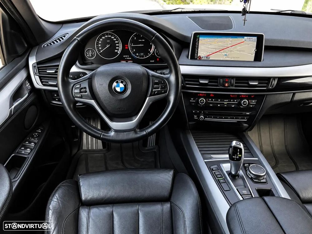 BMW X5 25 d sDrive Comfort 7L - 7