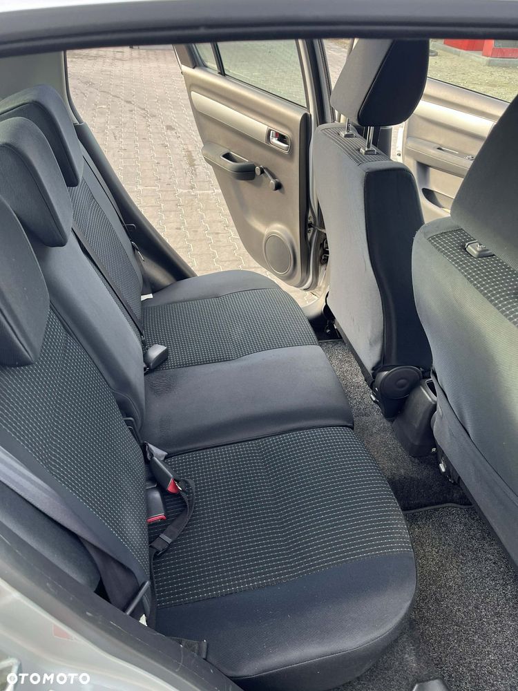 Suzuki Swift 1.3 Comfort - 12