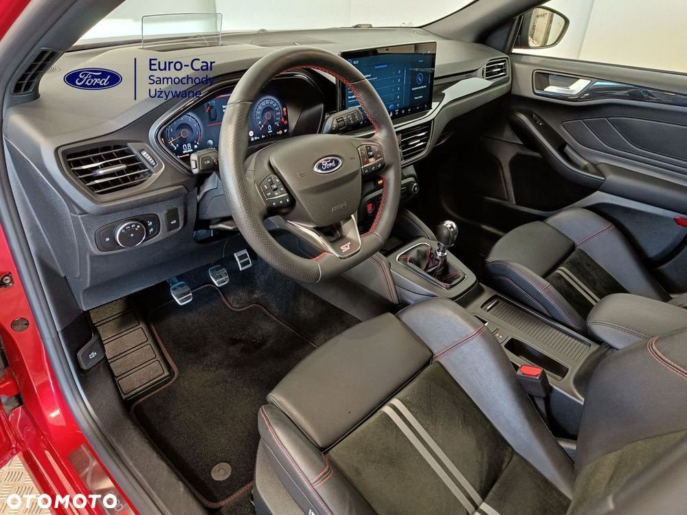 Ford Focus 2.3 EcoBoost ST - 10
