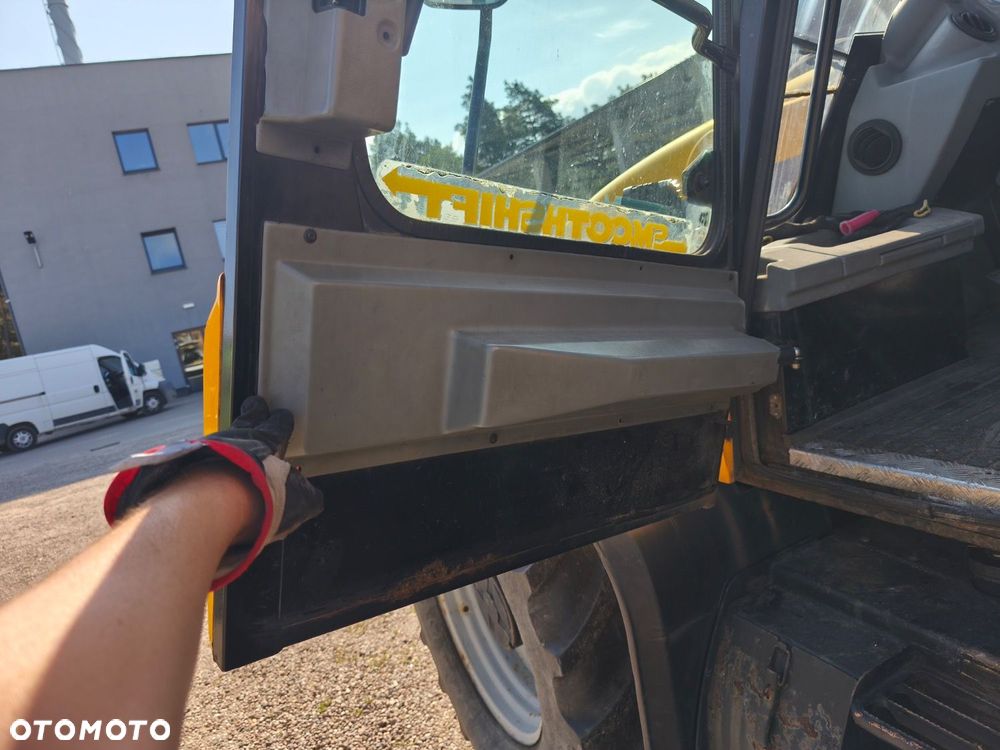 JCB Fastrac 3185 4X4 - 12