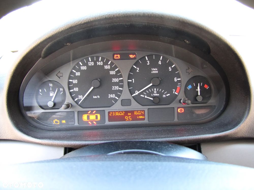 BMW Seria 3 - 22