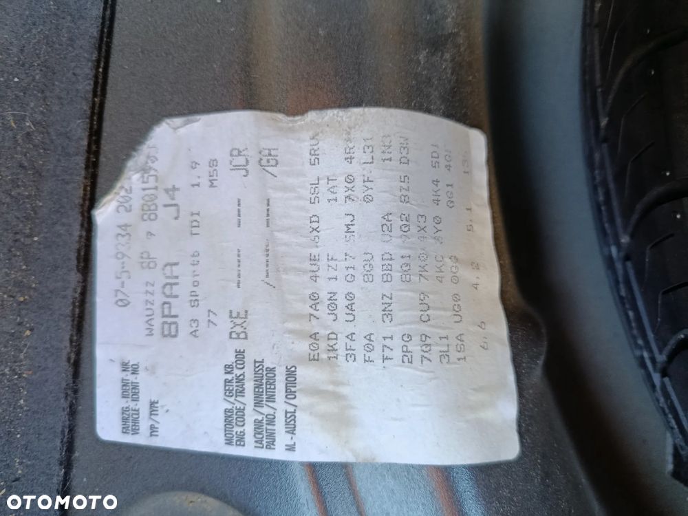 Audi A3 Sportback 1.9 TDI Ambiente - 5