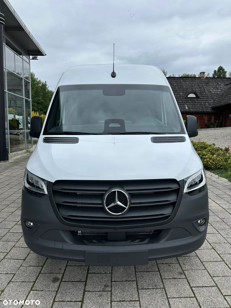 Mercedes-Benz Sprinter - 3