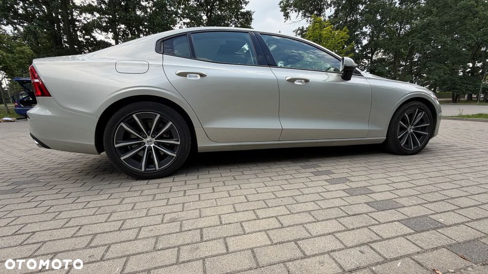 Volvo S60 T6 AWD Momentum Pro - 5