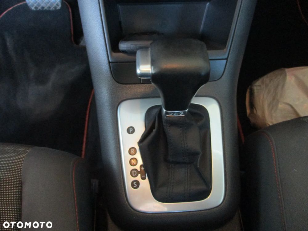 Volkswagen Golf Plus 1.9 TDI DSG Goal - 6