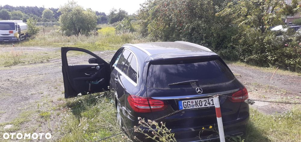 Mercedes-Benz Klasa C 250 (BlueTEC) d 4Matic 7G-TRONIC - 7