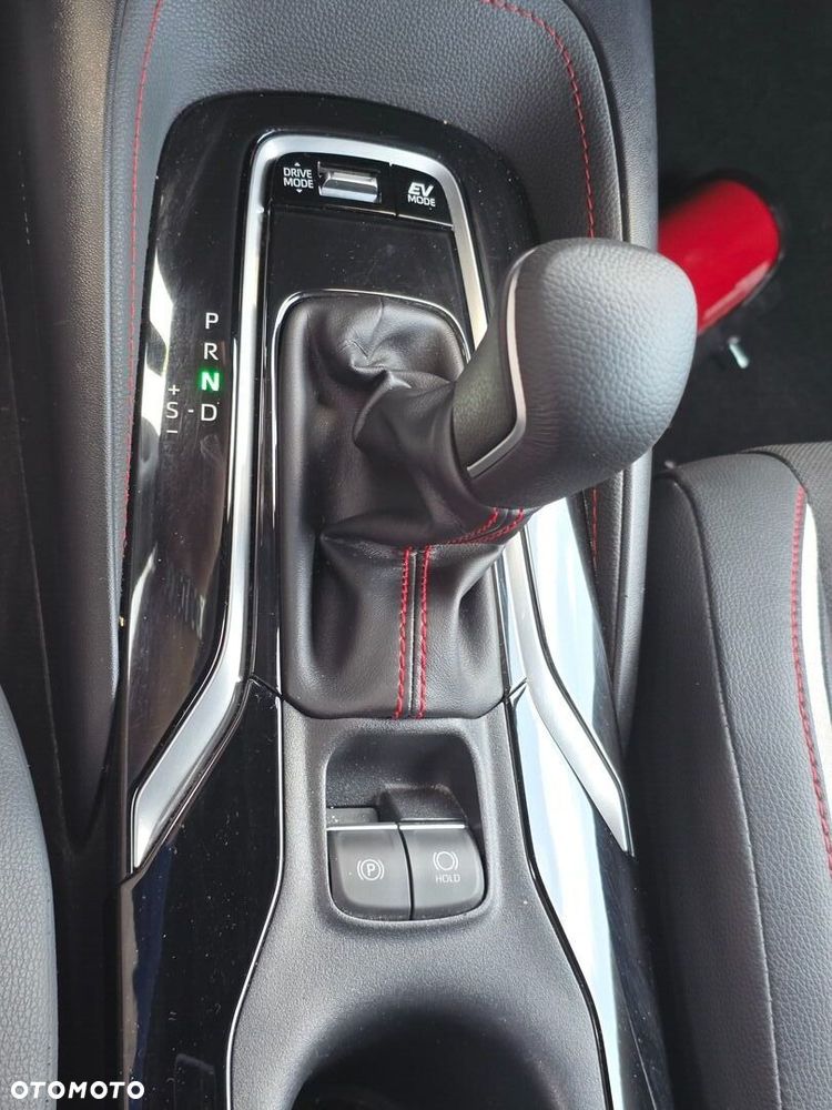 Toyota Corolla 2.0 Hybrid GR Sport Dynamic - 16