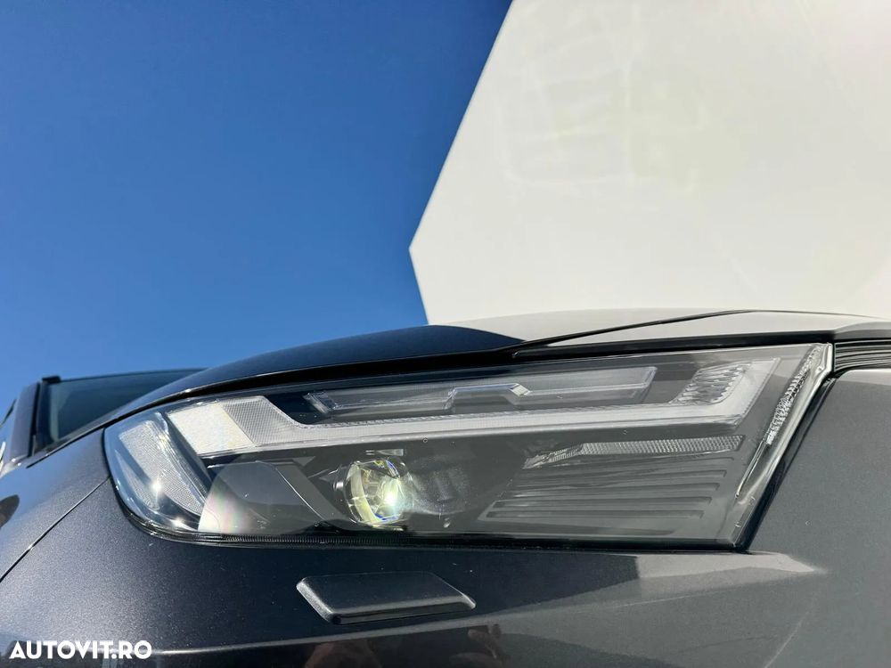 Toyota RAV4 - 8