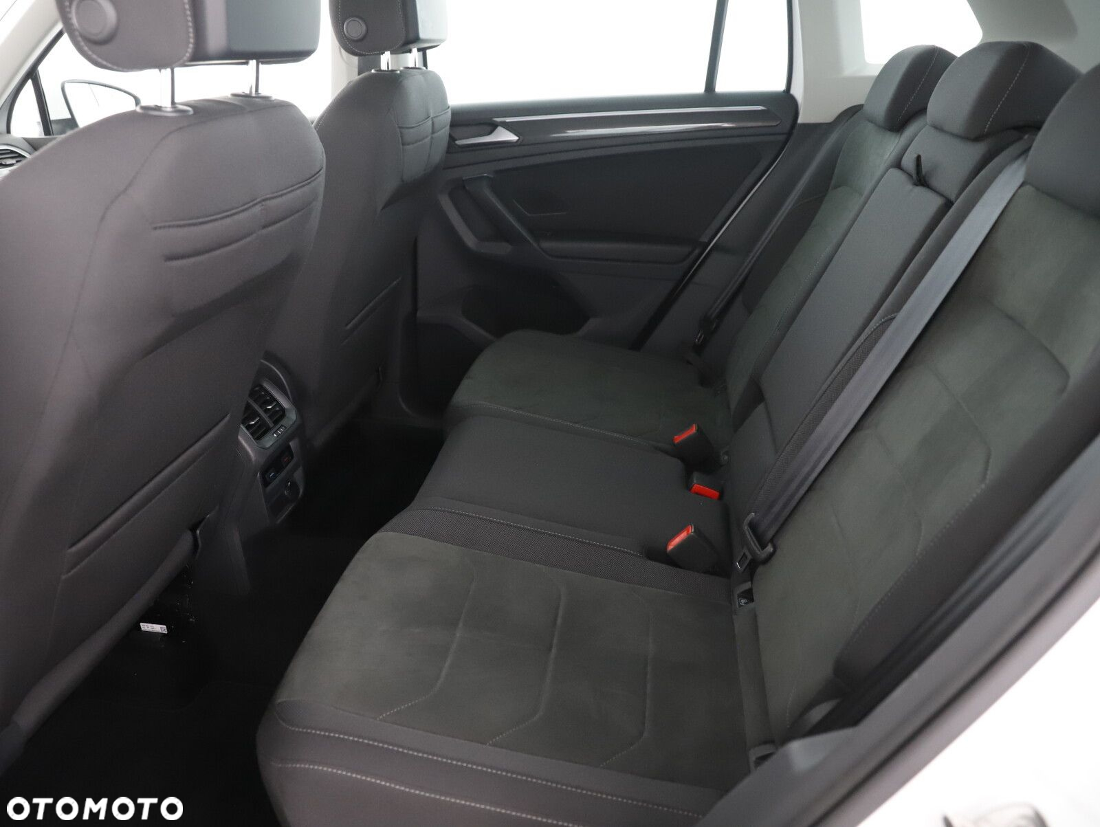 Volkswagen Tiguan 2.0 TSI 4Mot Elegance DSG - 13