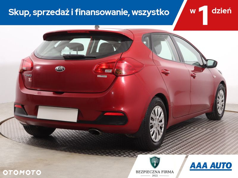 Kia Ceed - 6