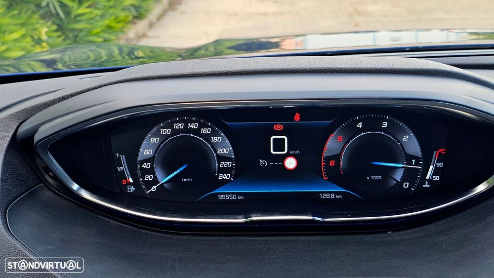 Peugeot 3008 BlueHDi 130 Stop & Start Allure - 23