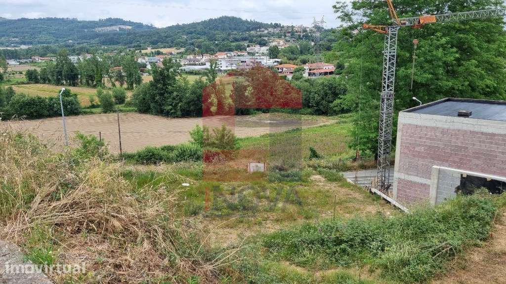 Terreno para construção - Grande imagem: 2/10