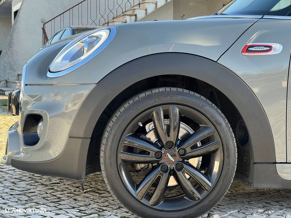 MINI 3 Portas Cooper D - 2
