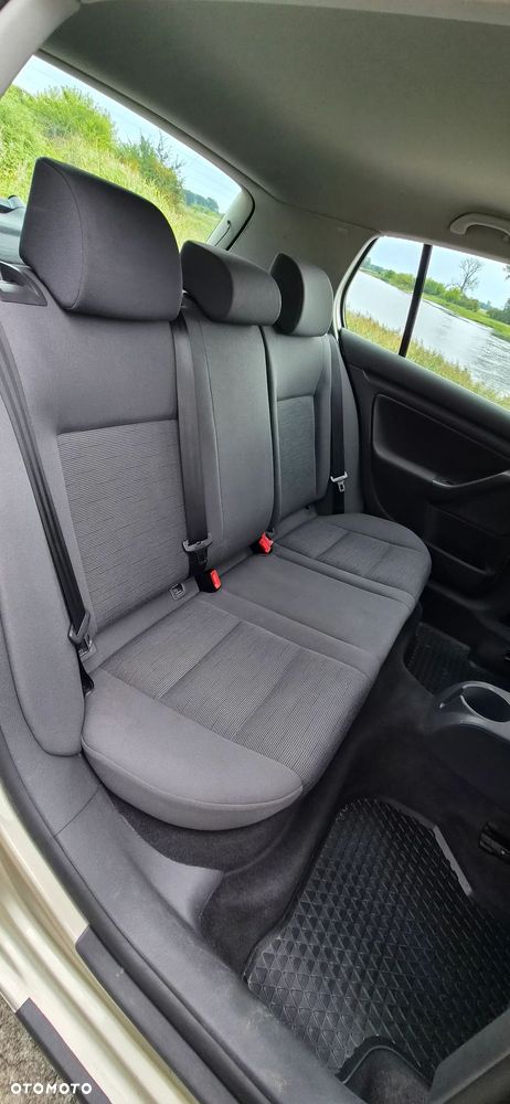 Volkswagen Golf - 15