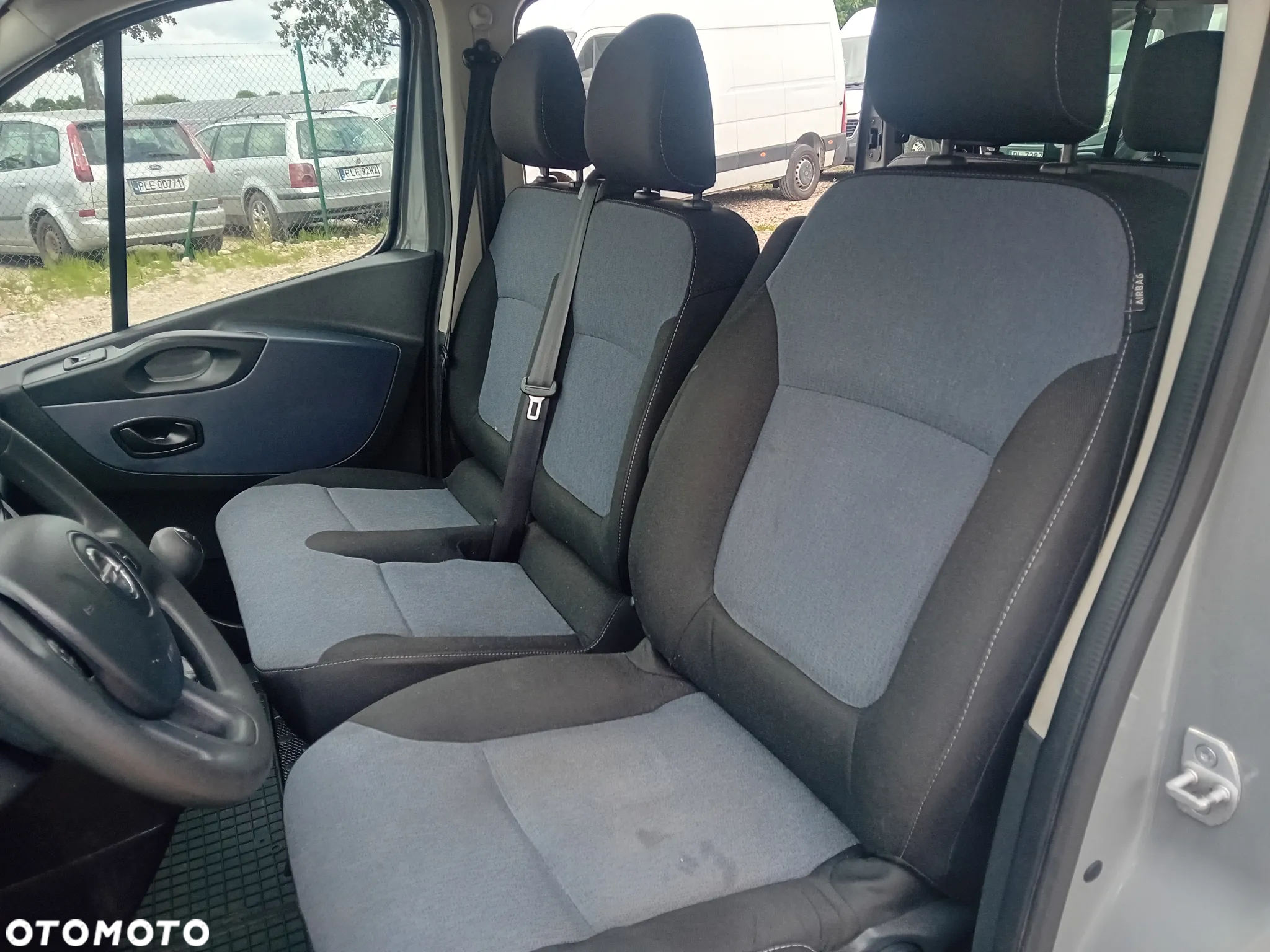 Opel Vivaro - 19