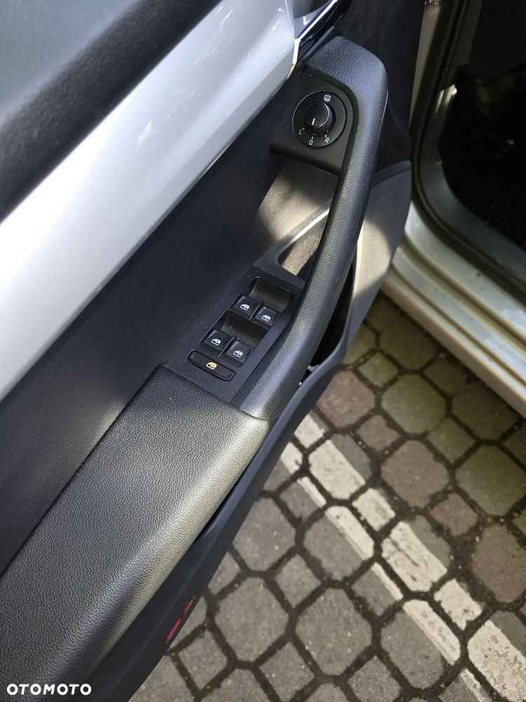 Skoda Octavia 2.0 TDI Ambition EU6 - 12