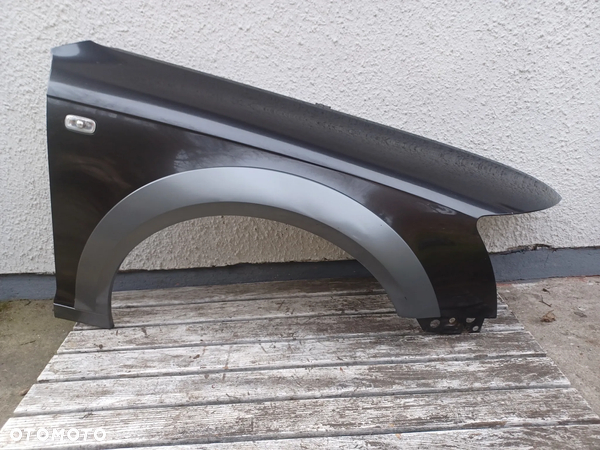 BŁOTNIK PRAWY PRZÓD A6 C6 ALLROAD LZ7L