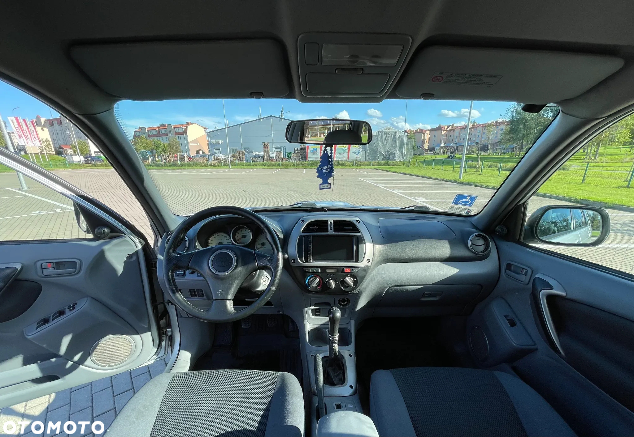 Toyota RAV4 - 4