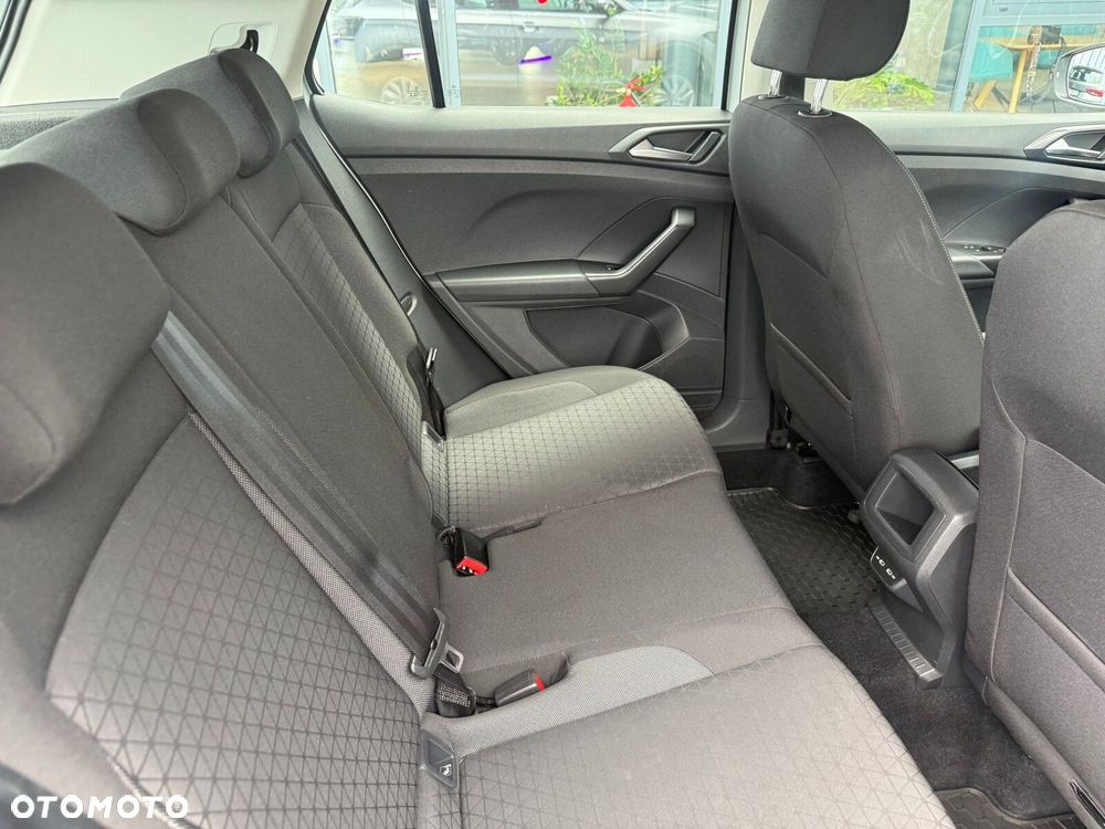 Volkswagen T-Cross - 16