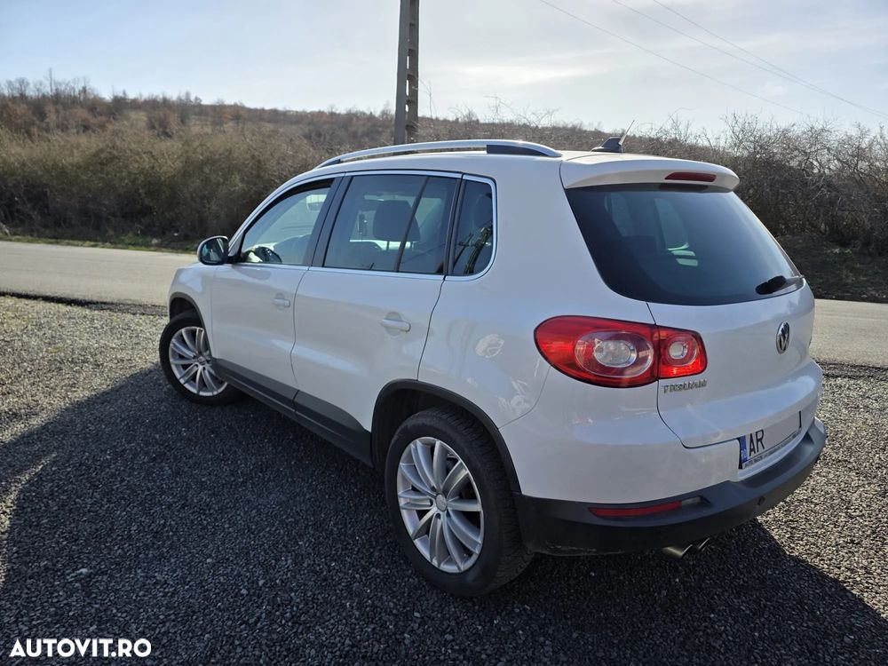 Volkswagen Tiguan - 3