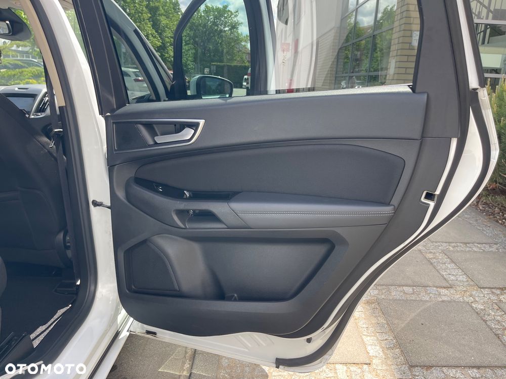 Ford S-Max - 25