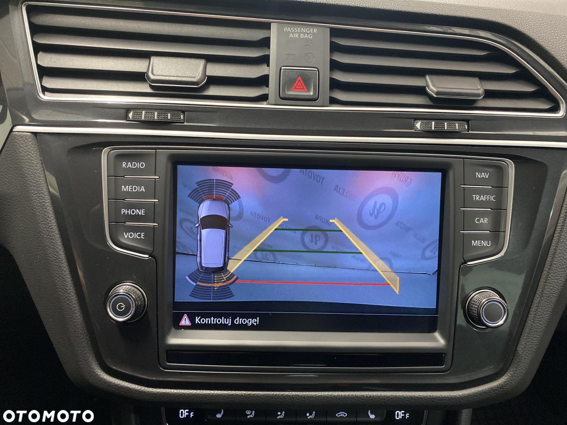 Volkswagen Tiguan - 21