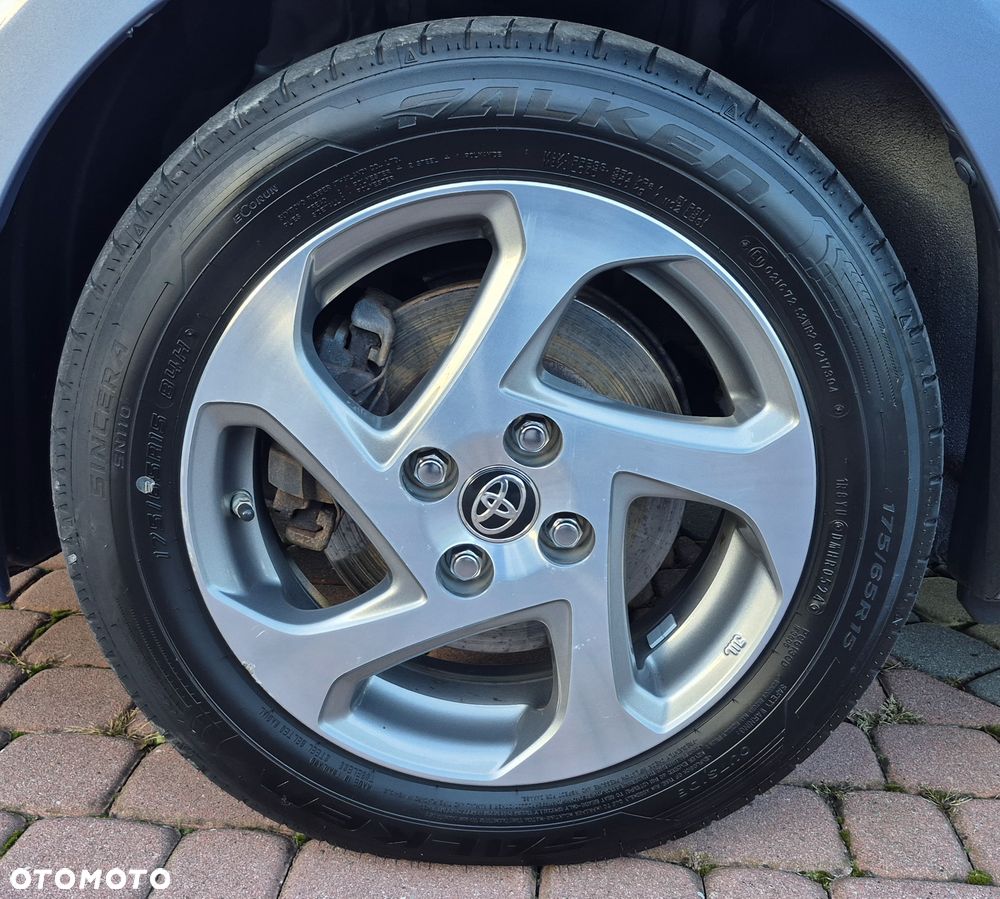 Toyota Yaris 1.5 VVT-i Comfort - 26