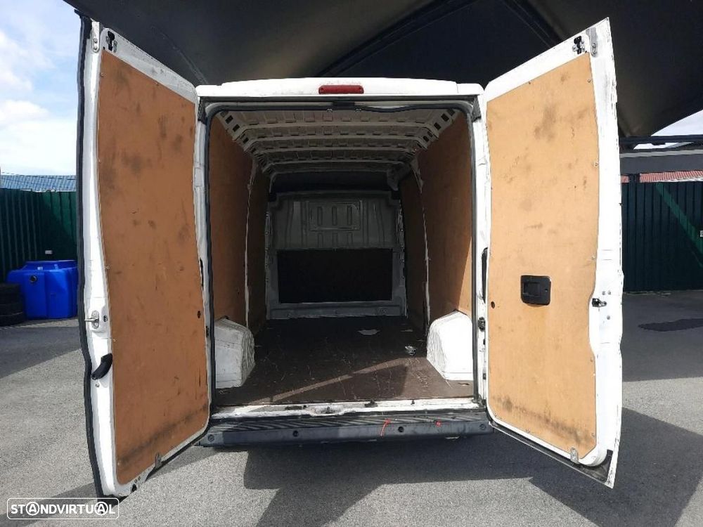 Peugeot Boxer 2.2 BlueHDi 335 L3H2 Premium c/IVA - 7