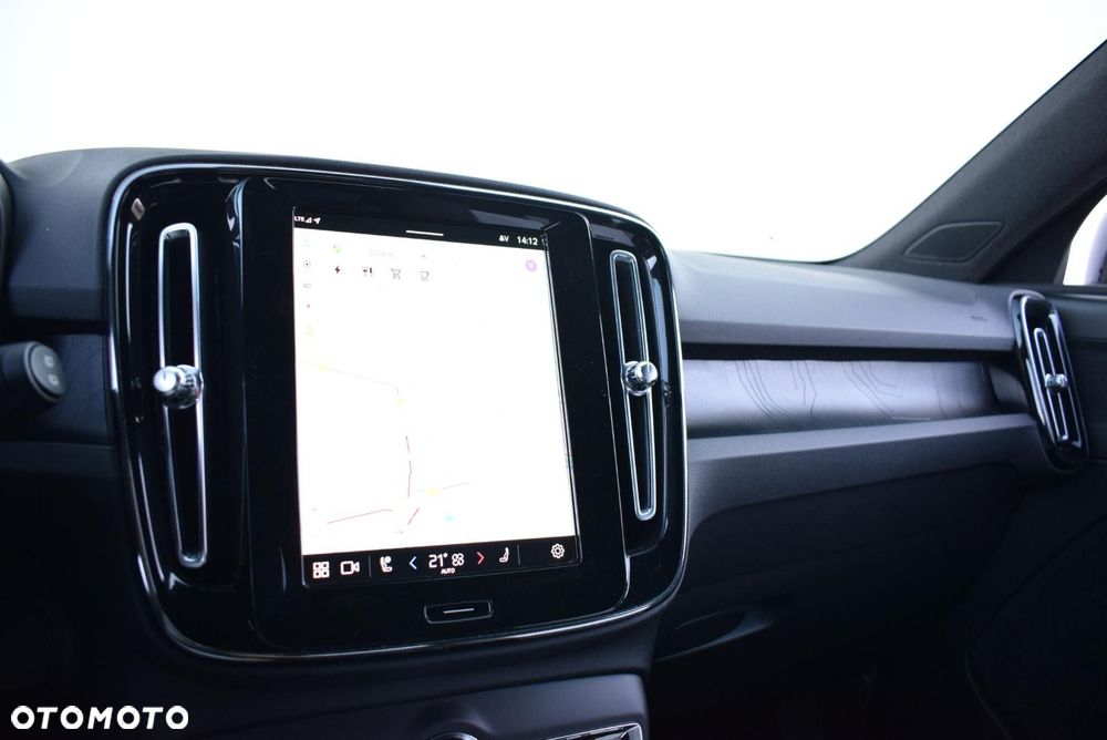 Volvo XC 40 - 27