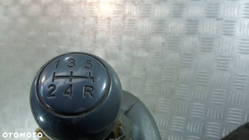 LEWAREK ZMIANY BIEGÓW FIAT PANDA 2 - 3