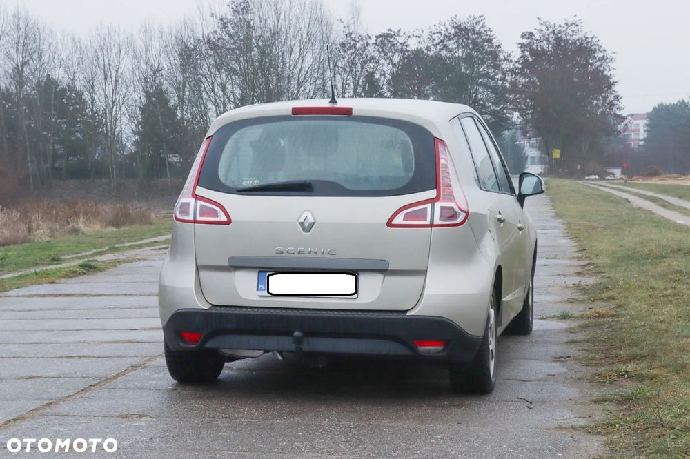 Renault Scenic - 7