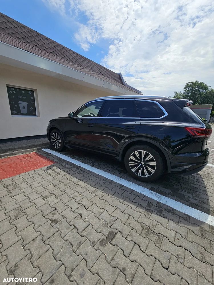 Volkswagen Touareg V6 TDI 4MOTION Elegance - 6