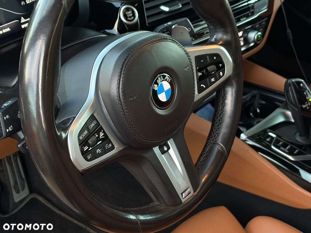 BMW Seria 5 520d mHEV M Sport sport - 12