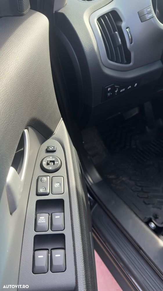 Kia Sportage 2,0 CRDI AWD Aut. Spirit - 5