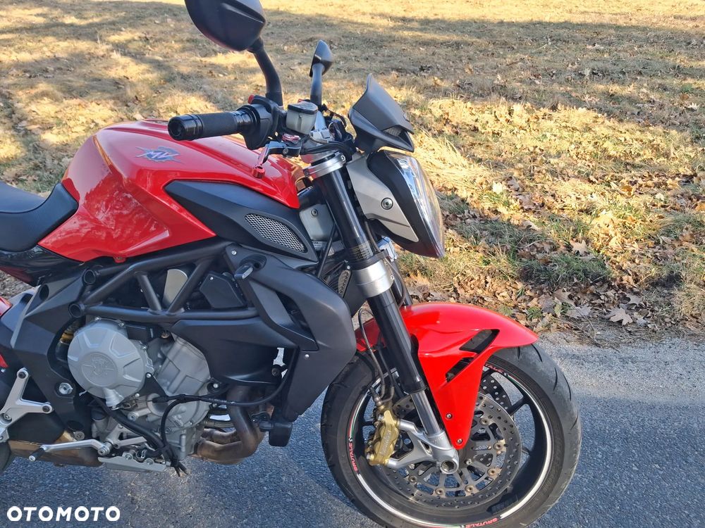 MV AGUSTA Brutale - 4